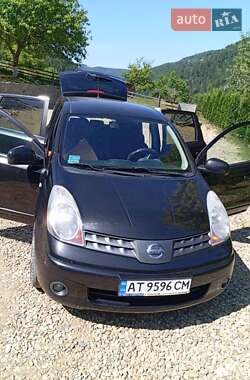 Хэтчбек Nissan Note 2007 в Косове