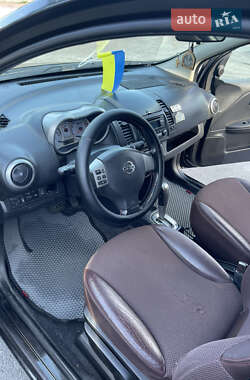 Хэтчбек Nissan Note 2007 в 