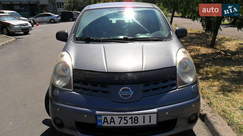 Хэтчбек Nissan Note 2007 в Киеве