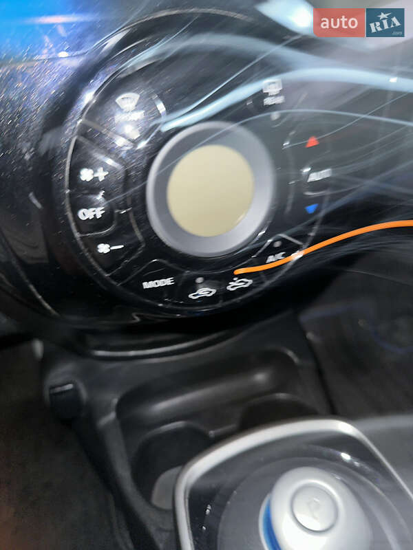 Хэтчбек Nissan Note 2017 в Киеве