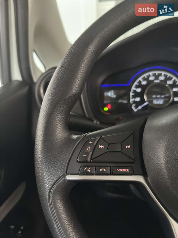 Хэтчбек Nissan Note 2017 в Киеве