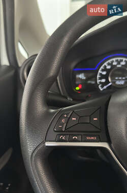 Хэтчбек Nissan Note 2017 в 
