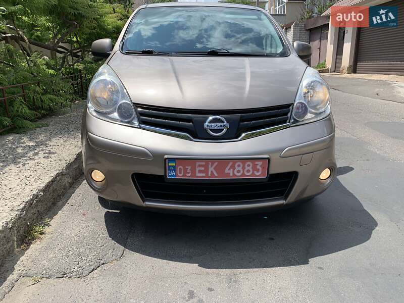 Хэтчбек Nissan Note 2009 в Одессе
