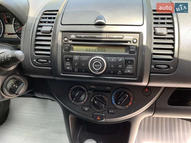 Хэтчбек Nissan Note 2009 в Одессе