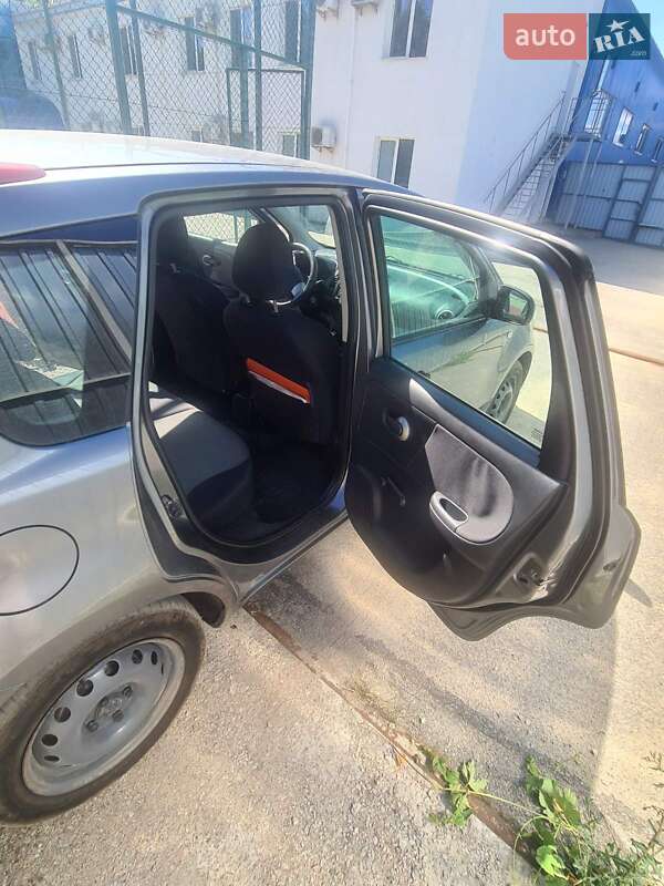 Хэтчбек Nissan Note 2010 в Кропивницком
