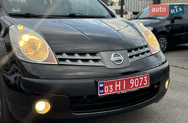 Хэтчбек Nissan Note 2006 в 
