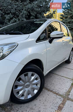 Хэтчбек Nissan Note 2015 в 
