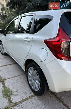 Хэтчбек Nissan Note 2015 в 