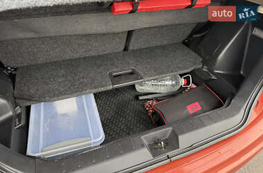 Хэтчбек Nissan Note 2007 в 