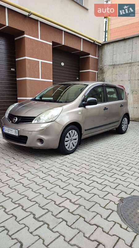 Хэтчбек Nissan Note 2012 в Хмельницком