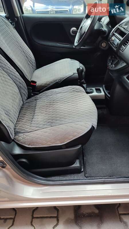 Хэтчбек Nissan Note 2012 в Хмельницком