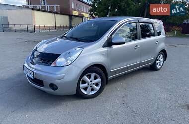 Хэтчбек Nissan Note 2007 в Корсуне-Шевченковском