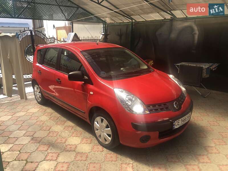 Хэтчбек Nissan Note 2006 в Черновцах