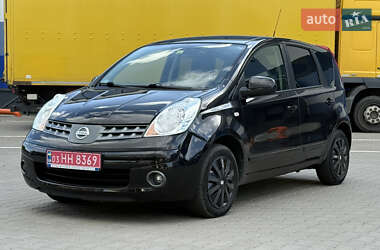 Хэтчбек Nissan Note 2008 в Ровно