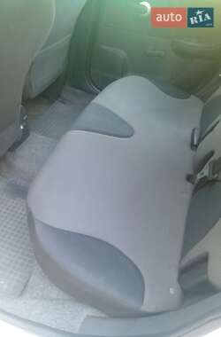 Хэтчбек Nissan Note 2013 в 