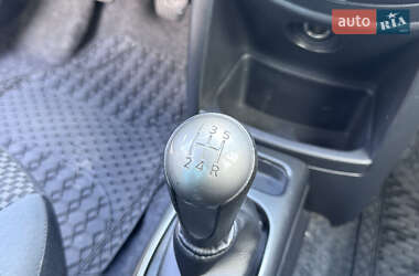 Хэтчбек Nissan Note 2006 в 