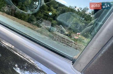 Хэтчбек Nissan Note 2006 в 
