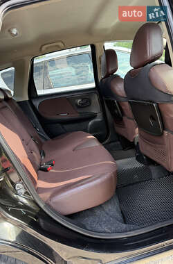 Хэтчбек Nissan Note 2006 в 
