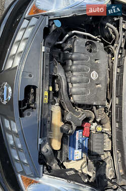Хэтчбек Nissan Note 2006 в 
