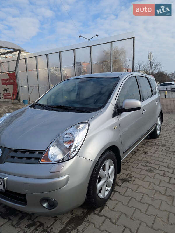 Хэтчбек Nissan Note 2008 в Черновцах фото 7 Хэтчбек Nissan Note 2008 в Черновцах