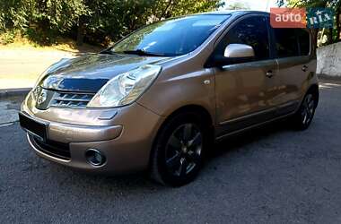 Хэтчбек Nissan Note 2007 в Каменском