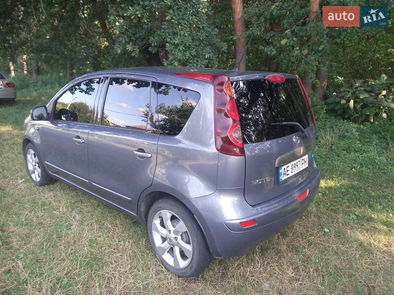 Хетчбек Nissan Note 2010 в Онуфріївці