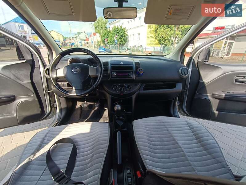 Хэтчбек Nissan Note 2008 в Могилев-Подольске