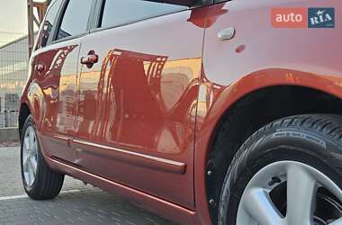 Хэтчбек Nissan Note 2007 в 