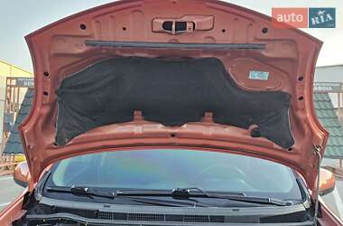 Хэтчбек Nissan Note 2007 в 