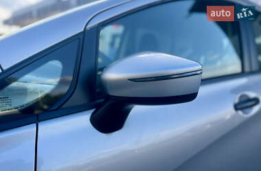 Хэтчбек Nissan Note 2014 в 