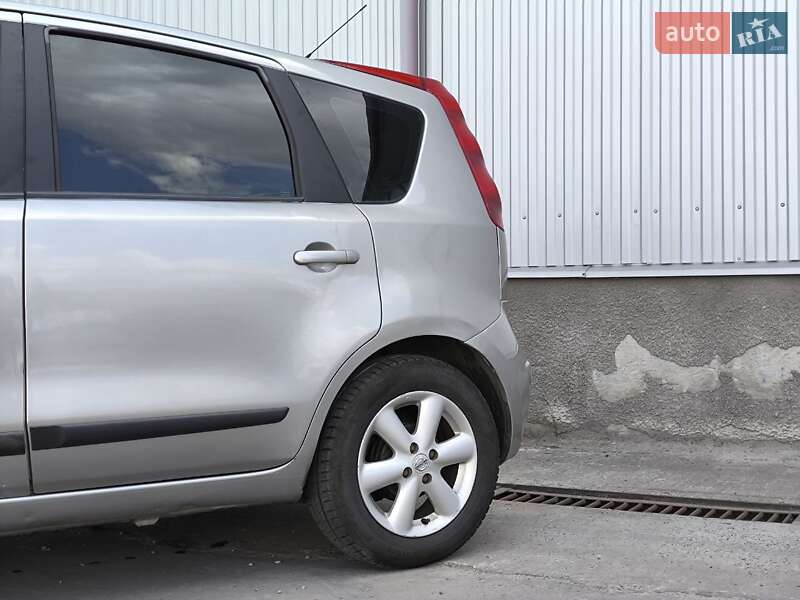 Хэтчбек Nissan Note 2008 в Львове фото 6 Хэтчбек Nissan Note 2008 в Львове