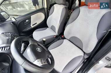 Хэтчбек Nissan Note 2008 в 