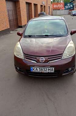 Хэтчбек Nissan Note 2011 в Чернигове