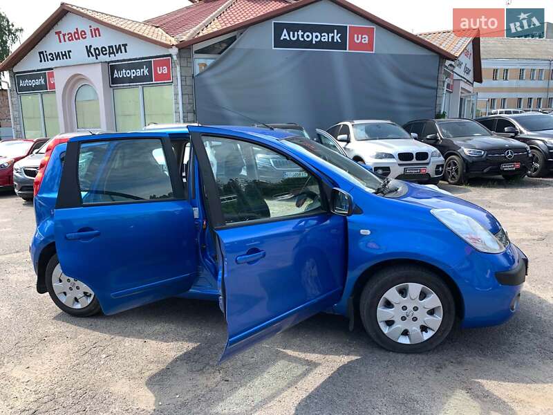 Хэтчбек Nissan Note 2006 в Виннице