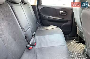 Хэтчбек Nissan Note 2006 в 