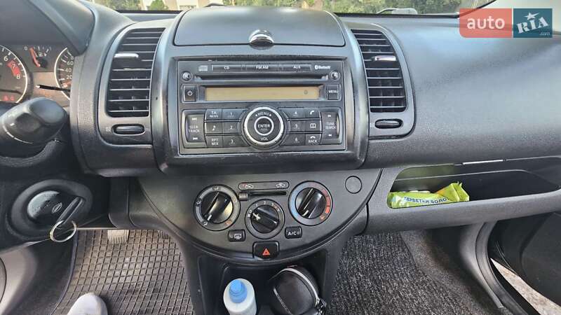 Хэтчбек Nissan Note 2009 в Каменском