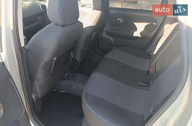 Хэтчбек Nissan Note 2007 в 