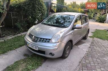 Хетчбек Nissan Note 2008 в Гадячі