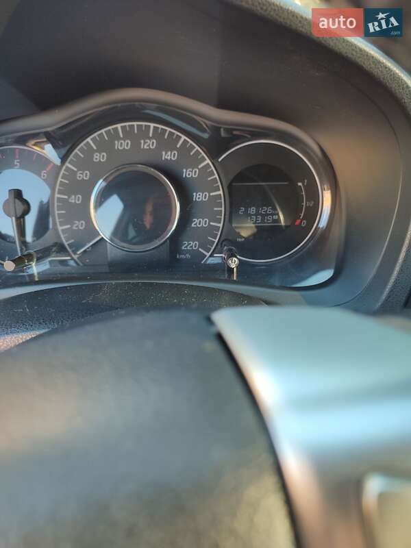 Хэтчбек Nissan Note 2015 в Краматорске