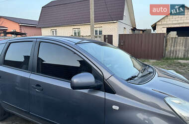 Хэтчбек Nissan Note 2008 в 