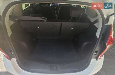 Хэтчбек Nissan Note 2013 в 