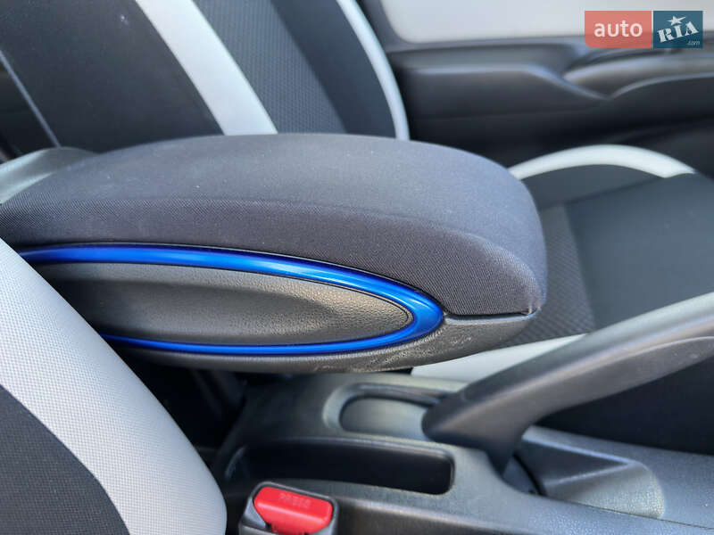 Хэтчбек Nissan Note 2019 в Киеве