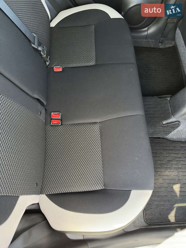 Хэтчбек Nissan Note 2019 в Киеве