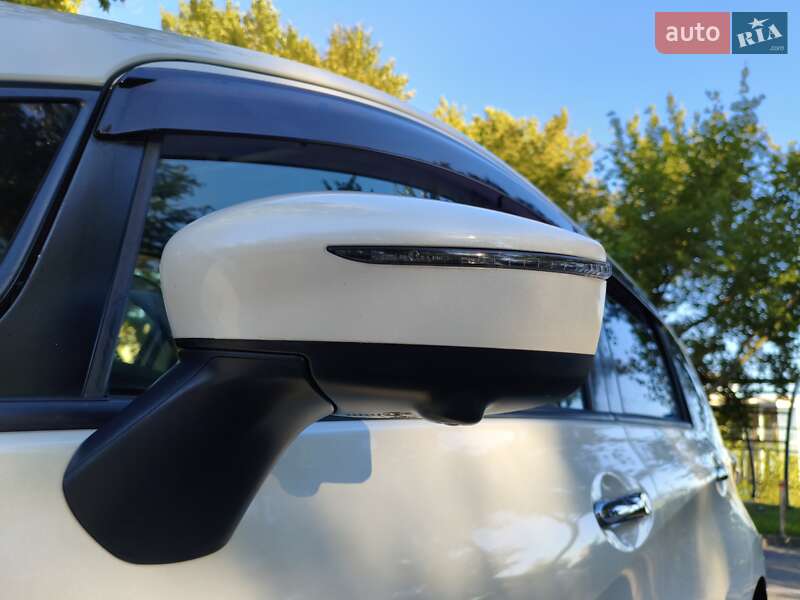 Хэтчбек Nissan Note 2018 в Киеве