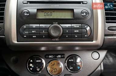 Хэтчбек Nissan Note 2007 в 