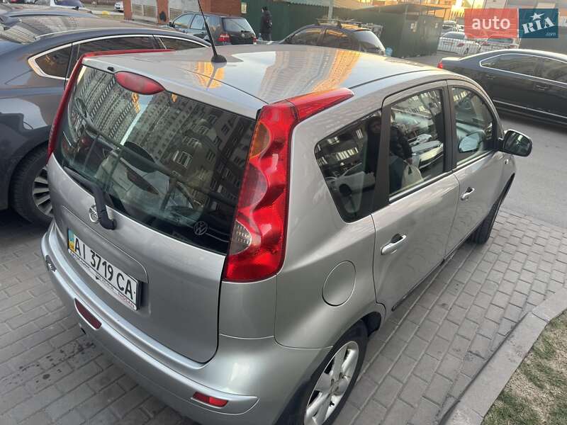 Хетчбек Nissan Note 2008 в Києві фото 3 Хетчбек Nissan Note 2008 в Києві