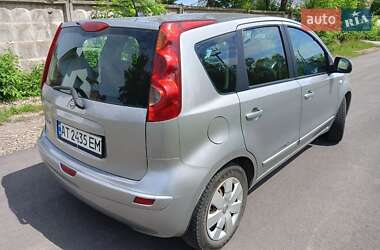 Хэтчбек Nissan Note 2008 в 