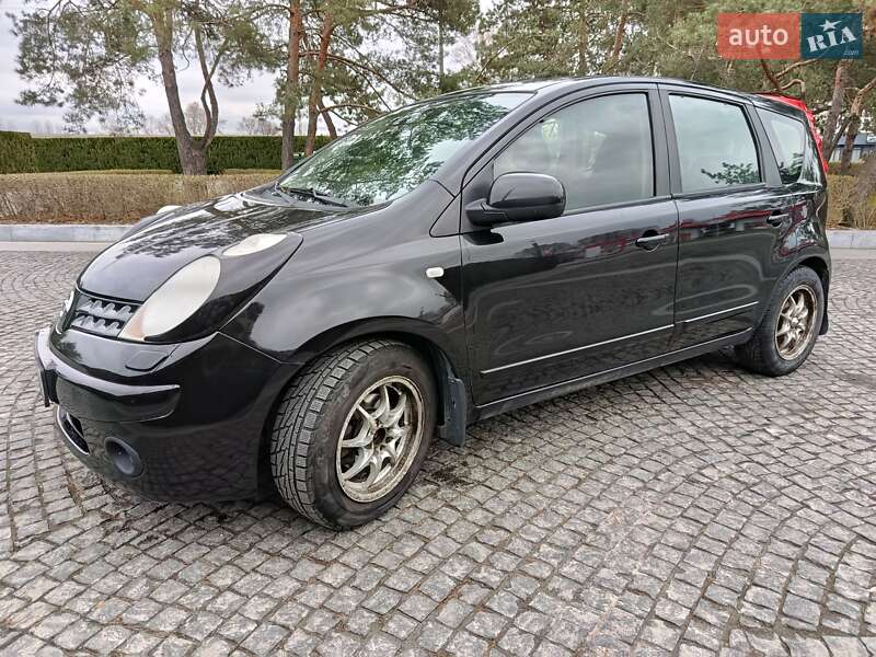 Хэтчбек Nissan Note 2007 в Павлограде