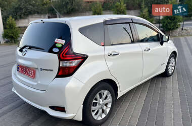 Хэтчбек Nissan Note 2017 в 