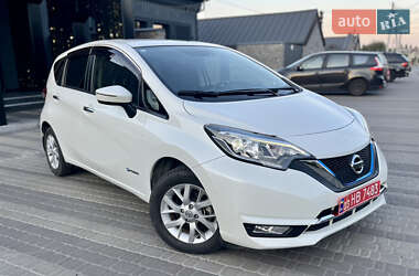 Хэтчбек Nissan Note 2017 в 